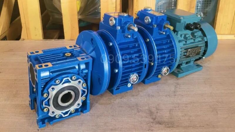 Cấu tạo motor giảm tốc 3 cấp 2 UDL và 1 NMRV