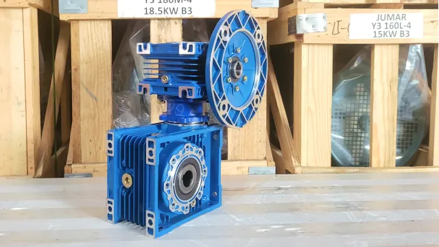 Hộp giảm tốc 2 cấp NMRV 50 - 90 chính hãng
