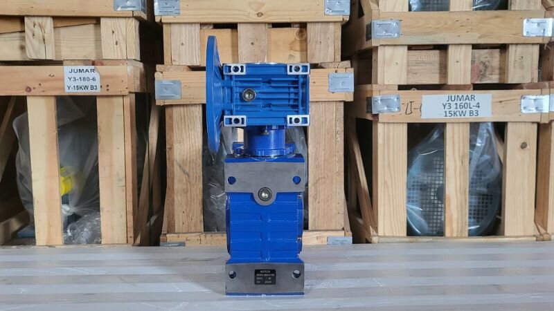 Installation guide for 2-stage NMRV gearboxes