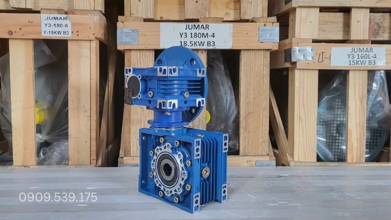 Installation guide for 2-stage NMRV gearbox