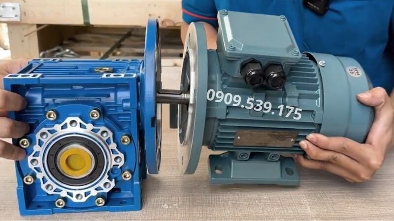 Kết mối motor điện và hộp số NMRV.