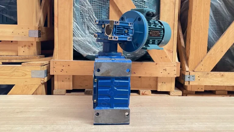 Góc ở phía sau của Motor giảm tốc 2 cấp NMRV 75 - 130