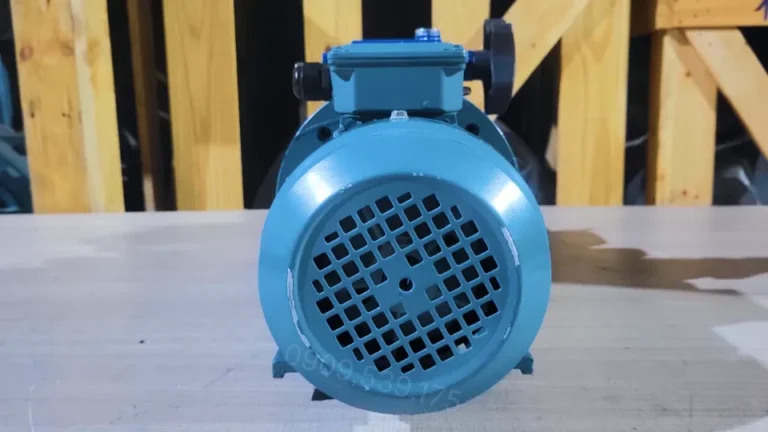 Nắp sabo và cánh quạt của Motor giảm tốc 2 cấp UDL 0.37kW - Cycloid X0