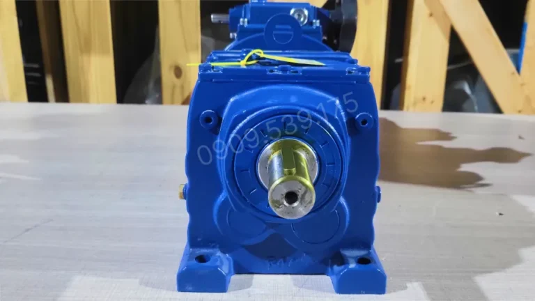 Trục của Motor giảm tốc 2 cấp UDL 0.37kW - R37