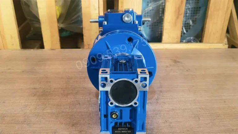 Phần hộp giảm tốc của Motor giảm tốc 2 cấp UDL 0.8kW - NMRV 63