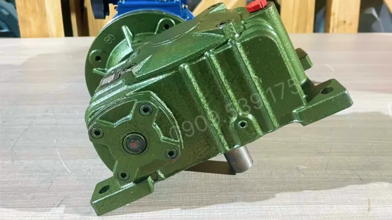 Phần trục vít bánh vít của Motor giảm tốc 2 cấp UDL 1.5kW - WPDX 100