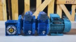 Góc bên phải của Motor giảm tốc 3 cấp (2 UDL 0.37kW và 1 NMRV 50)