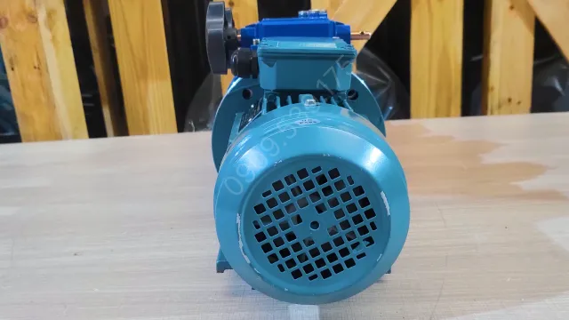 Cánh quạt và nắp sabo của Motor giảm tốc 3 cấp (2 UDL 2.2kW và 1 Cycloid X4)