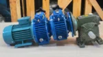 Góc bên trái của Motor giảm tốc 3 cấp (2 UDL 2.2kW và 1 WPDS 120)