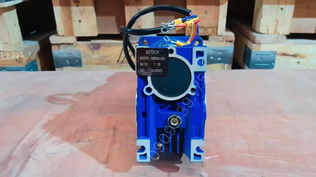 Gốc đối diện trục motor giảm tốc mini NMRV 40 160w