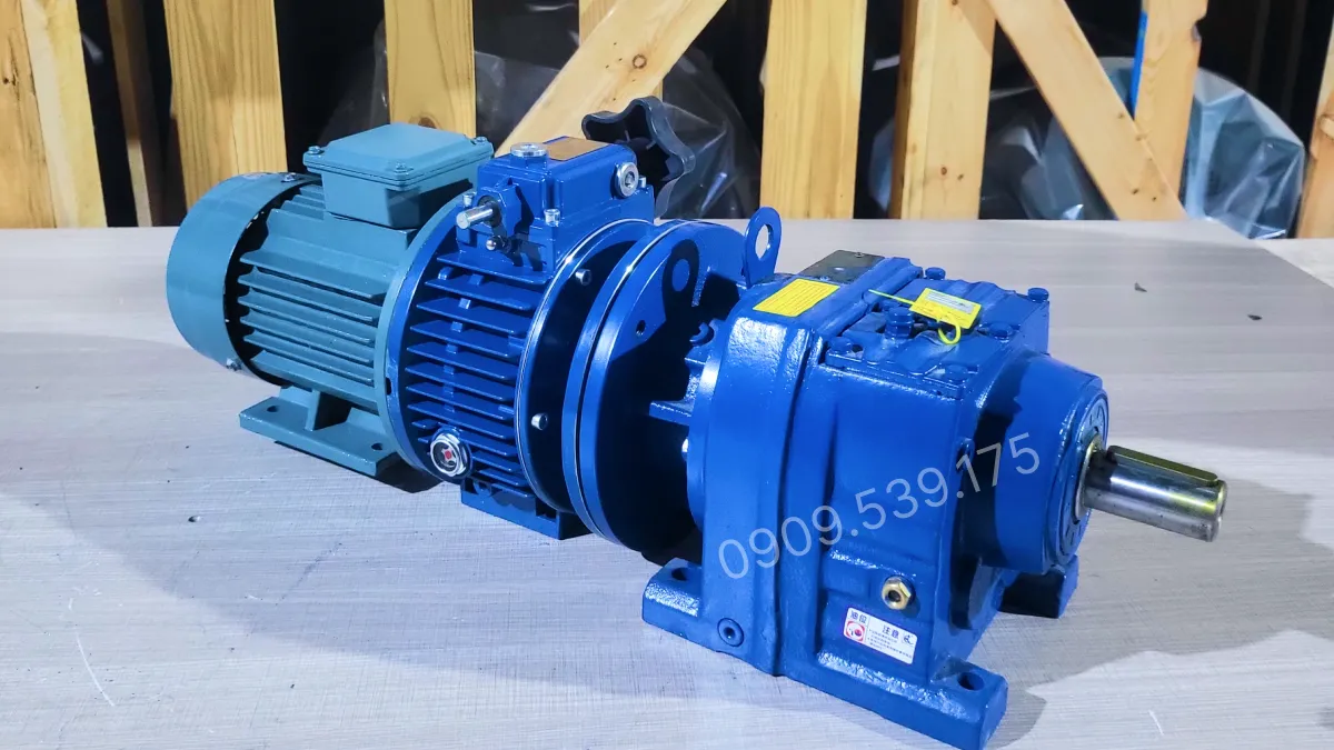 Thiết kế tổng quan motor giảm tốc 2 cấp UDL 0.37kW - R37
