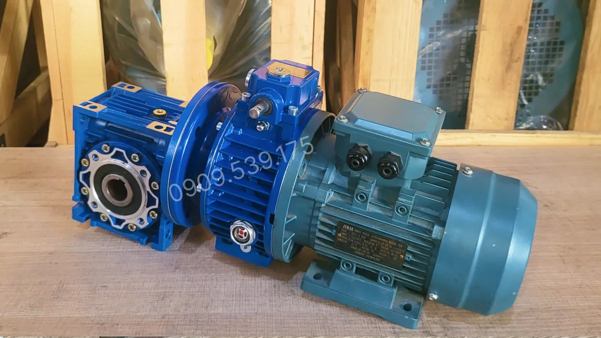 Applications of the 0.37kW UDL 2-Stage NMRV 50 Gear Motor