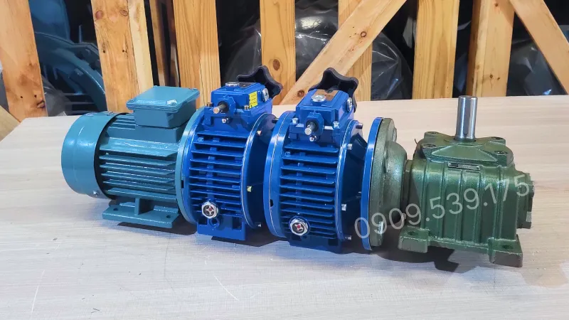 Applications of the 3-Stage Gear Motor (2 UDL 1.5kW and 1 WPDO 100)