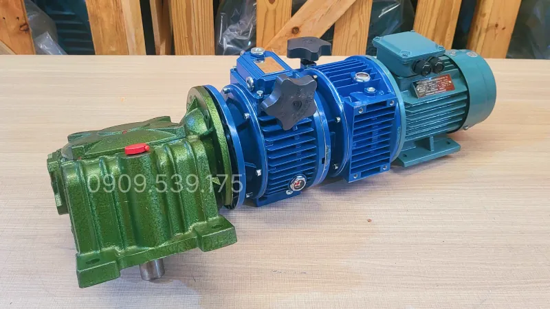 Common applications of the 3-Stage Gear Motor (2 UDL 1.5kW And 1 WPDX 100)