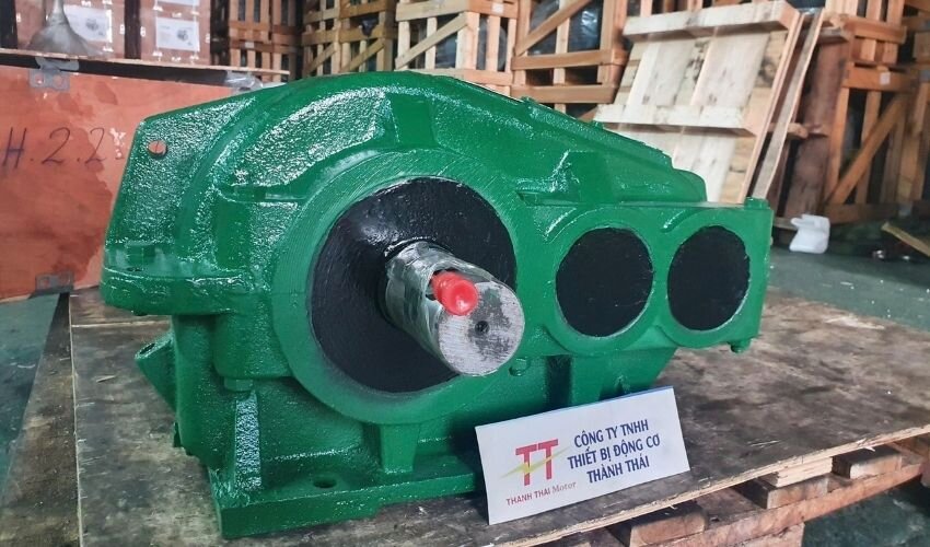 Ứng dụng hộp giảm tốc ZQ 3 cấp