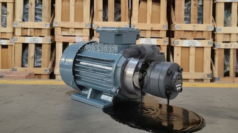 Dầu thủy lực kém chất lượng dẫn đến motor bơm dầu thủy lực bị nóng.