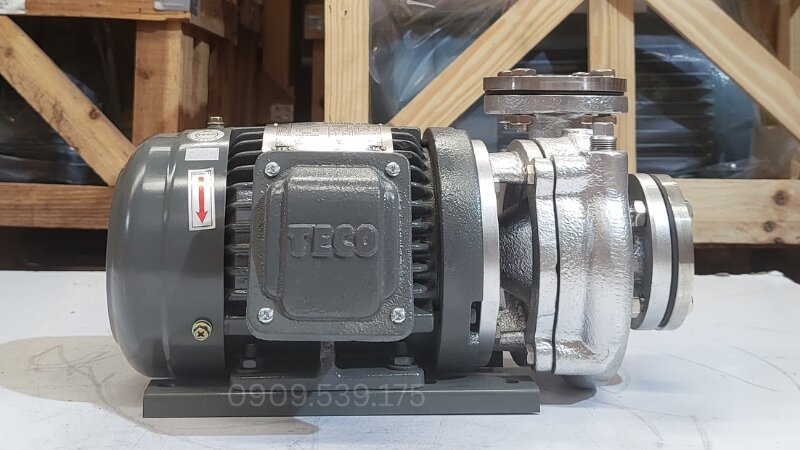 Máy bơm nước chất lượng cao, hoạt động bền bỉ tại Thành Thái Motor.