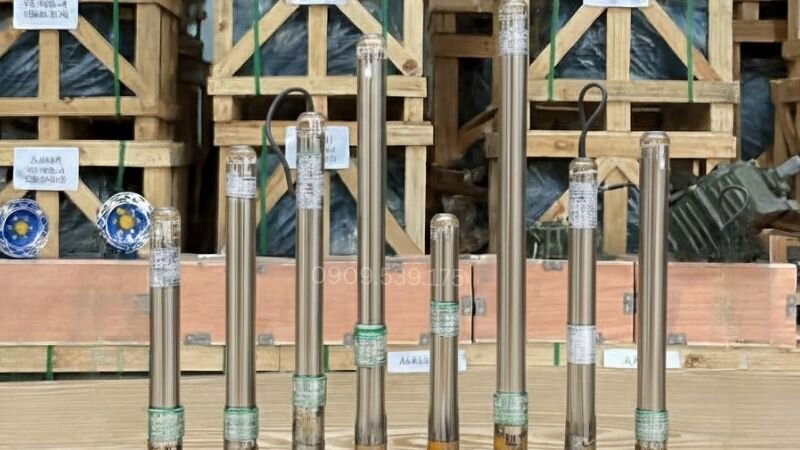 Máy bơm nước trục đứng phù hợp cho các hệ thống cần đẩy nước lên cao và nơi có không gian lắp đặt hạn chế.
