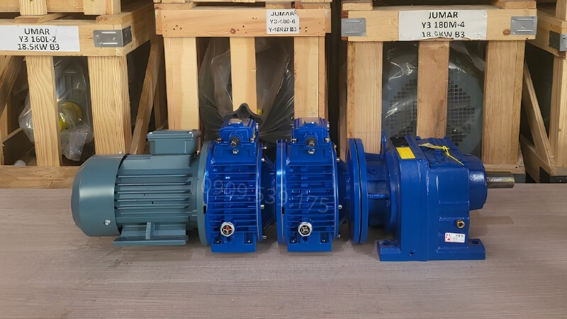 What are Heavy Duty R-Series Inline Helical Gear Motors