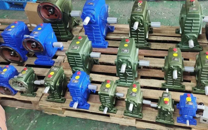 Hộp giảm tốc đủ loại, có hàng sẵn tại kho Thành Thái Motor
