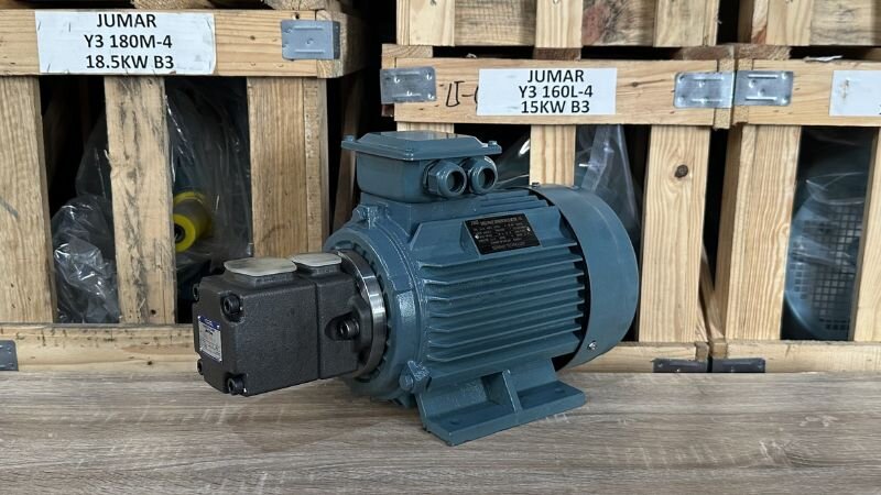 What is a hydraulic pump?