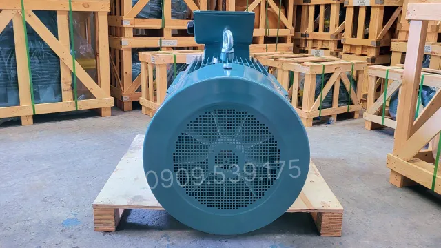 Quạt tản nhiệt của động cơ điện 3 pha 220kW 300Hp