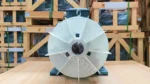 Hệ thống cánh quạt phía sau động cơ điện có phanh 30kW 40Hp