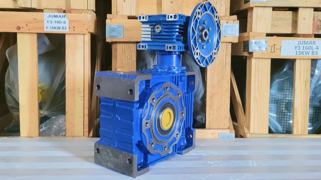 Hộp giảm tốc 2 cấp NMRV 75 - 130 chính hãng