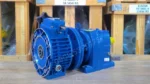 Hộp giảm tốc 2 cấp UDL 2.2kW - R67 chính hãng