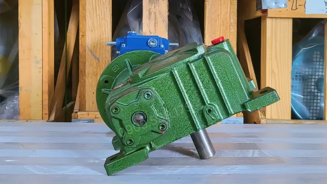 Phần trục vít bánh vít của Hộp giảm tốc 2 cấp UDL 2.2kW - WPDX 120