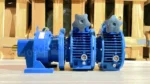Góc bên phải của Hộp giảm tốc 3 cấp (2 UDL 0.8kW và 1 Cycloid X2)