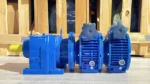Góc bên phải của Hộp giảm tốc 3 cấp (2 UDL 1.5kW và 1 R57)