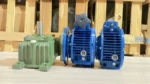 Góc bên phải của Hộp giảm tốc 3 cấp (2 UDL 1.5kW và 1 WPDO 80)