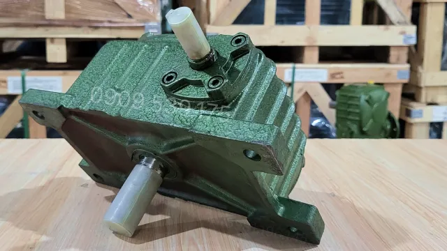 Hộp giảm tốc trục vít WPO 100 chính hãng