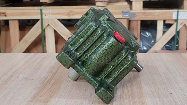 Góc bên phải của Hộp giảm tốc trục vít WPX 40