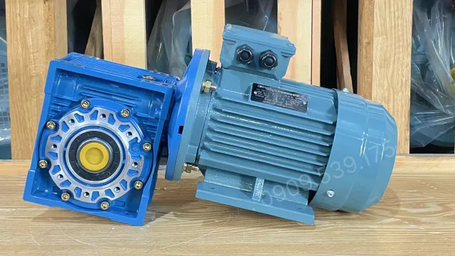 Motor giảm tốc NMRV 75 1.1kW 1.5Hp phủ lớp sơn tĩnh điện