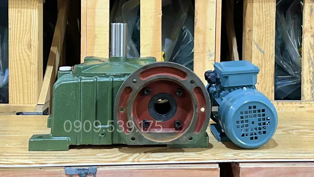 Motor giảm tốc WPDO 50 0.18kW 0.25Hp mặt sau