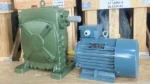 Motor giảm tốc WPS 135 3kW 4Hp có hộp cực điện