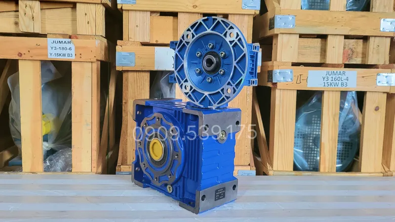 General design of the 2-stage NMRV 90 - 110 gearbox