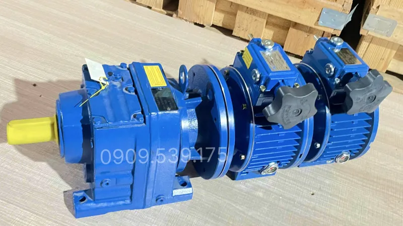 Thiết kế tổng quan hộp giảm tốc 3 cấp (2 UDL 0.8kW và 1 R47)