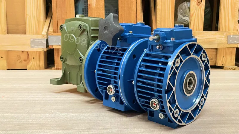 Overview design of the 3-stage gearbox (2 UDL 1.5kW and 1 WPDA 100)