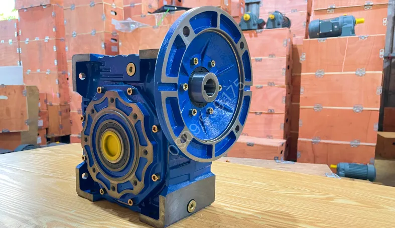 Thiết kế tổng quan Hộp số giảm tốc NMRV 150