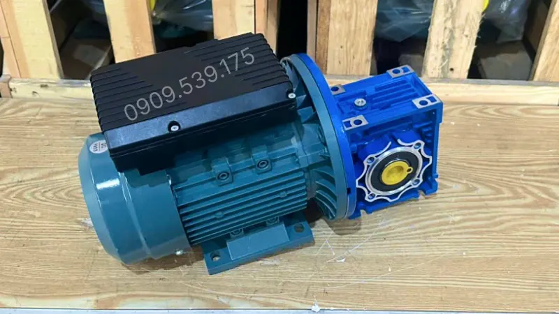 Thiết kế tổng quan motor giảm tốc NMRV 50 0.25kW 0.34Hp