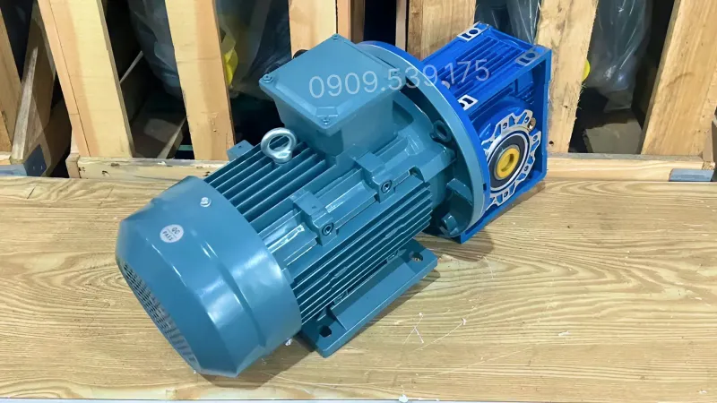 Thiết kế tổng quan motor giảm tốc NMRV 75 2.2kW 3Hp