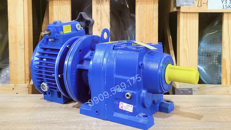 Application of the UDL 2-Stage Gearbox 0.37kW R37