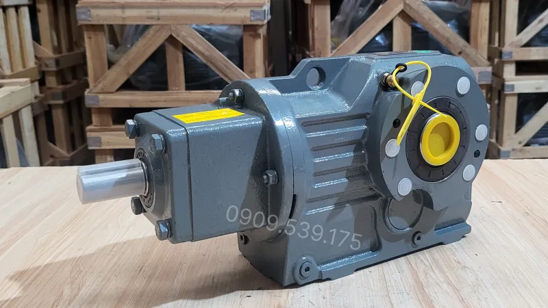 Ứng dụng hộp giảm tốc tải nặng trục vuông góc S 5.5kW 7.5Hp