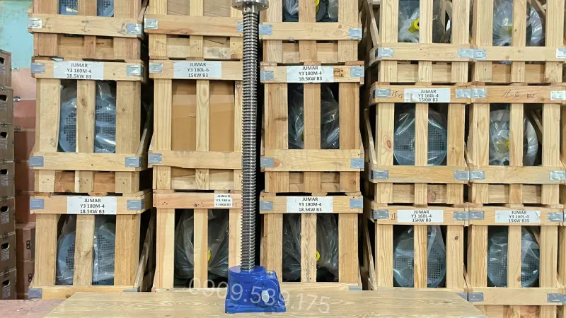 Application of SWLD10 SWL10 screw jack gearbox