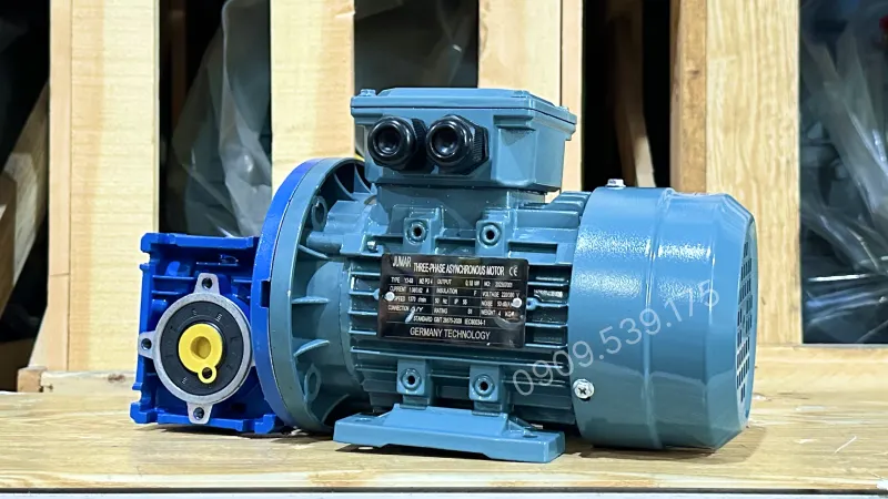 Ứng dụng motor giảm tốc NMRV 30 0.18kW 0.25Hp