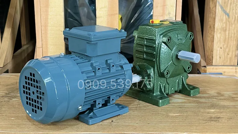 Ứng dụng motor giảm tốc WPA 50 0.18kW 0.25Hp