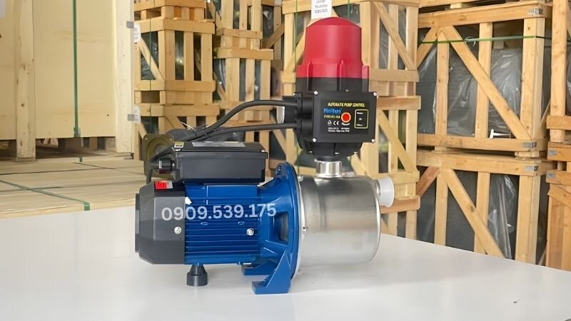 Máy bơm tăng áp biến tần tại Thành Thái Motor vận hành bền bỉ, tự điều chỉnh công suất theo nhu cầu, tiết kiệm điện năng.